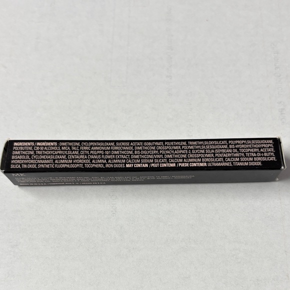 Mary Kay Classic Deep Brown Eyeliner - Picture 3 of 8